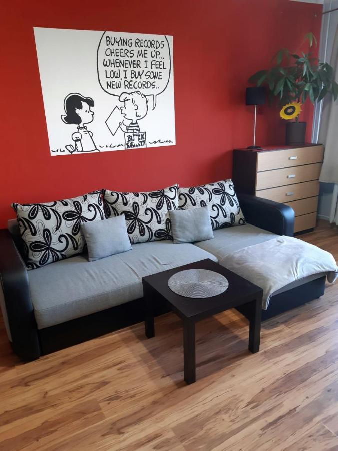 Appartement Kwadrat Maja à Wałbrzych Extérieur photo